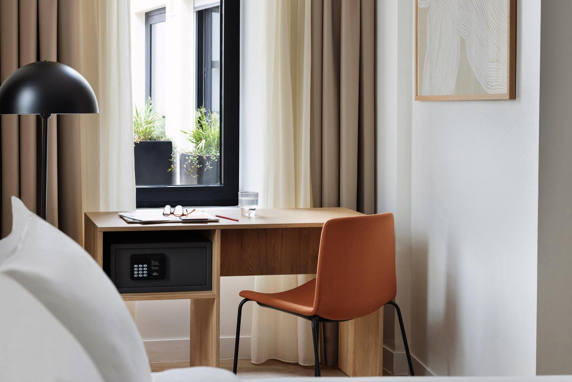 Hotel Sonder Yvette à Vanves Extérieur photo